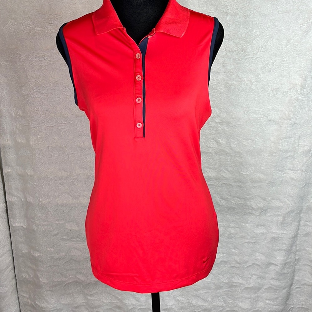 Nike Golf Tour Performance DriFit Sleeveless Top.